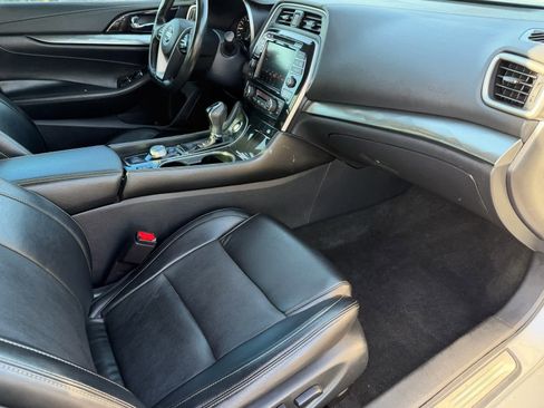 Used 2021 Nissan Maxima 3.5 SV w/ Floor Mat Group image 13