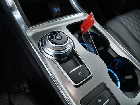 Certified 2024 Ford Edge Titanium w/ Equipment Group 301A image 7