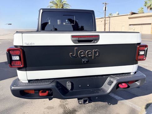 Used 2020 Jeep Gladiator Rubicon image 7