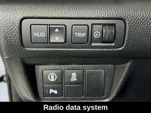 Used 2022 Honda Accord Touring image 11