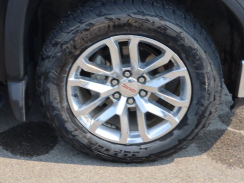Used 2020 GMC Sierra 1500 SLT w/ SLT Premium Package AWD/4WD image 9