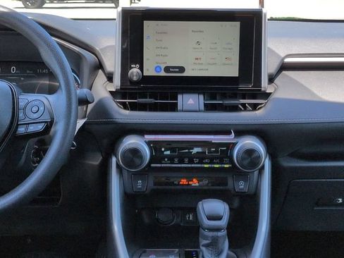 Certified 2025 Toyota RAV4 LE FWD image 18