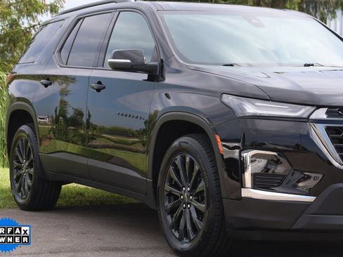 Used 2023 Chevrolet Traverse RS w/ LPO, Floor Liner Package image 50
