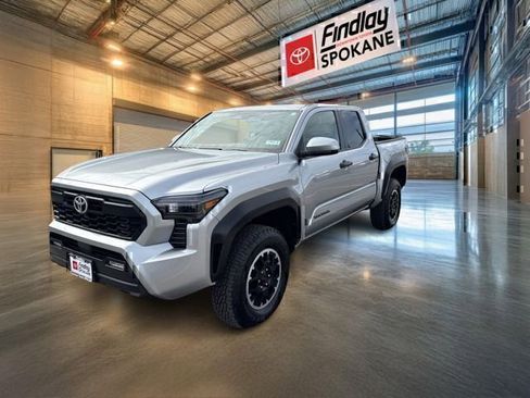 Certified 2025 Toyota Tacoma TRD Off-Road AWD/4WD image 1