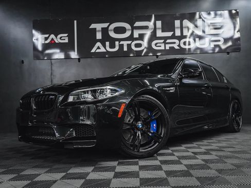 Used 2015 BMW M5 RWD image 2