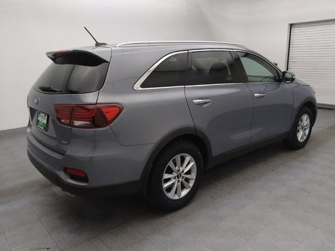 Used 2020 Kia Sorento LX w/ LX I4 Convenience Package image 10