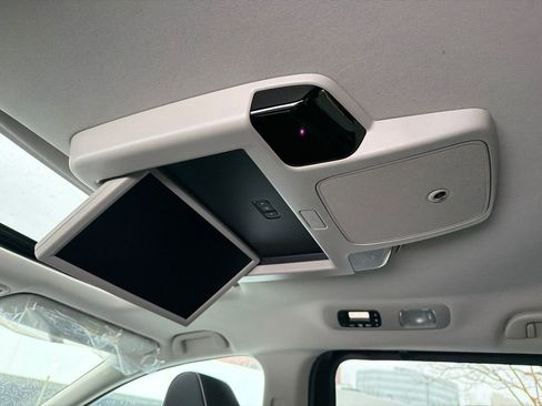 New 2026 Honda Odyssey Touring image 22