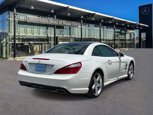 Used 2013 Mercedes-Benz SL 550 image 3