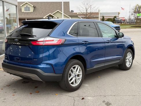 Used 2022 Ford Edge SEL image 5