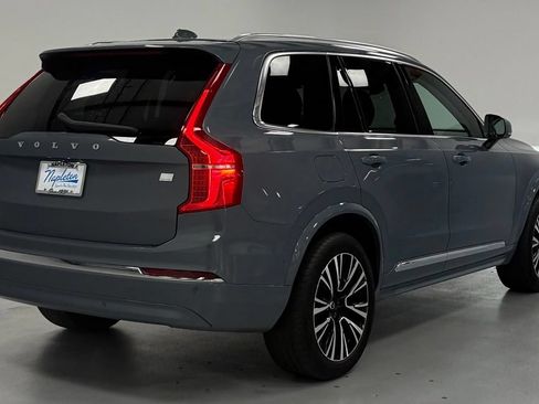 Used 2023 Volvo XC90 T8 Plus AWD/4WD image 3