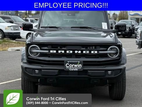 New 2026 Ford Bronco Outer Banks AWD/4WD image 6