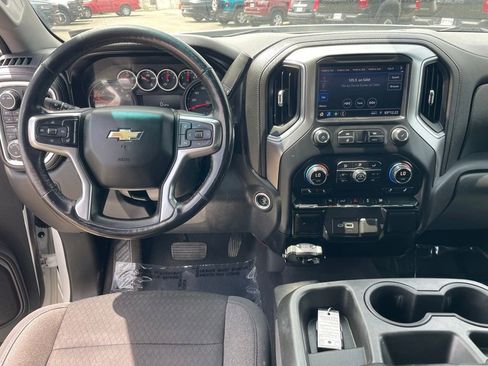Used 2020 Chevrolet Silverado 1500 LT w/ All-Star Edition AWD/4WD image 4
