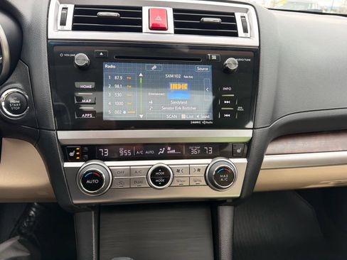 Used 2017 Subaru Outback 2.5i Limited image 25