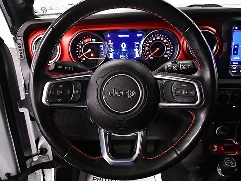 Used 2022 Jeep Wrangler Unlimited Rubicon w/ Cold Weather Group image 16