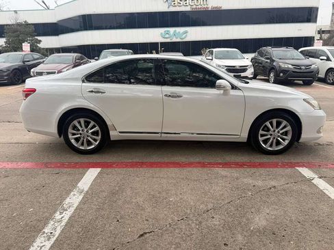Used 2011 Lexus ES 350 image 7