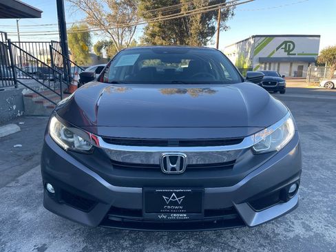 Used 2017 Honda Civic EX-T image 2
