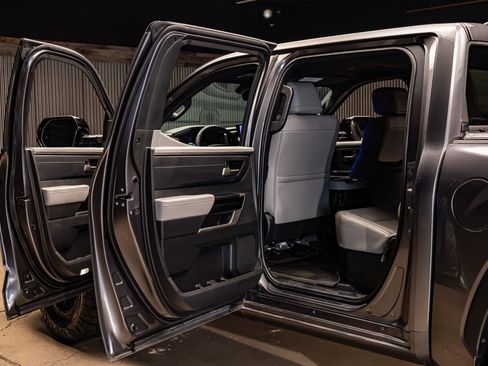 Used 2025 Toyota Tundra Limited image 26