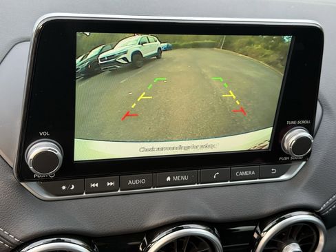 New 2025 Nissan Sentra SV w/ Trunk Package image 18