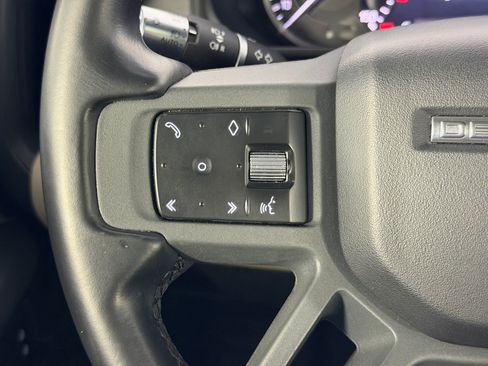 Used 2022 Land Rover Defender 110 X-Dynamic SE image 32