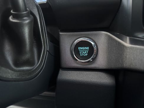 Certified 2023 Ford F350 Platinum w/ FX4 Off-Road Package image 43