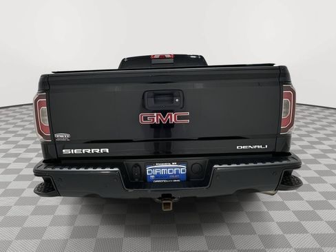 Used 2018 GMC Sierra 1500 Denali w/ Denali Ultimate Package AWD/4WD image 4