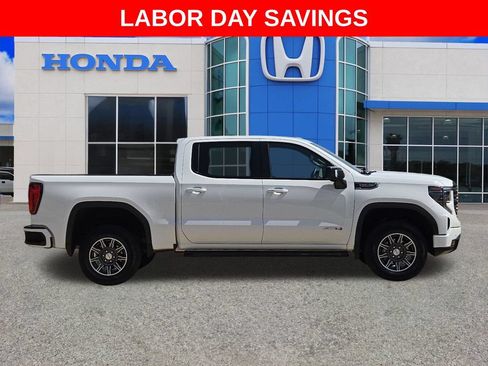 Used 2025 GMC Sierra 1500 AT4 AWD/4WD image 2