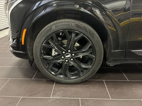 Certified 2025 Cadillac Optiq Sport 1 w/ LPO, ONYX Package AWD/4WD image 28