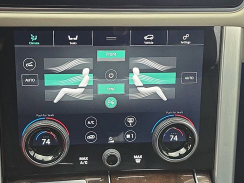 Certified 2021 Land Rover Range Rover P525 Westminster Edition image 24