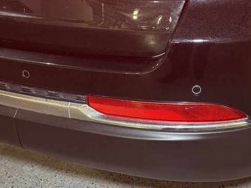 Used 2022 Jeep Grand Cherokee Limited 4xe w/ Luxury Tech Group II image 8