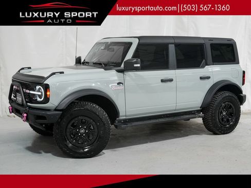Used 2024 Ford Bronco Wildtrak AWD/4WD image 1