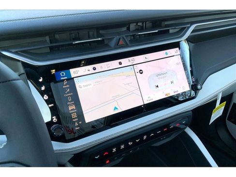 New 2026 Jeep Cherokee Overland w/ Trailer Tow Group image 8