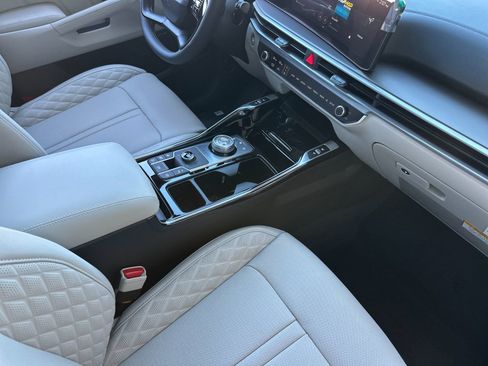 New 2026 Kia Sorento SX Prestige AWD/4WD image 17