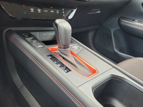 Certified 2026 Nissan Kicks SR FWD image 34