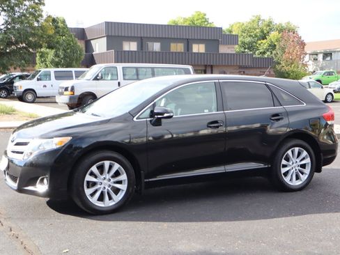 Used 2015 Toyota Venza LE image 10