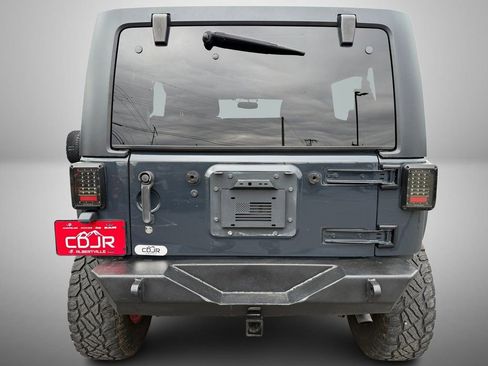 Used 2017 Jeep Wrangler Unlimited Sport w/ Quick Order Package 24S AWD/4WD image 7