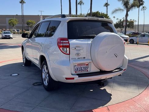 Used 2010 Toyota RAV4 Limited FWD image 6
