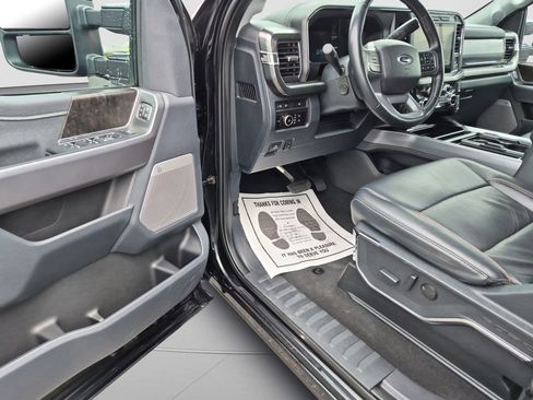 Used 2024 Ford F250 Lariat AWD/4WD image 25