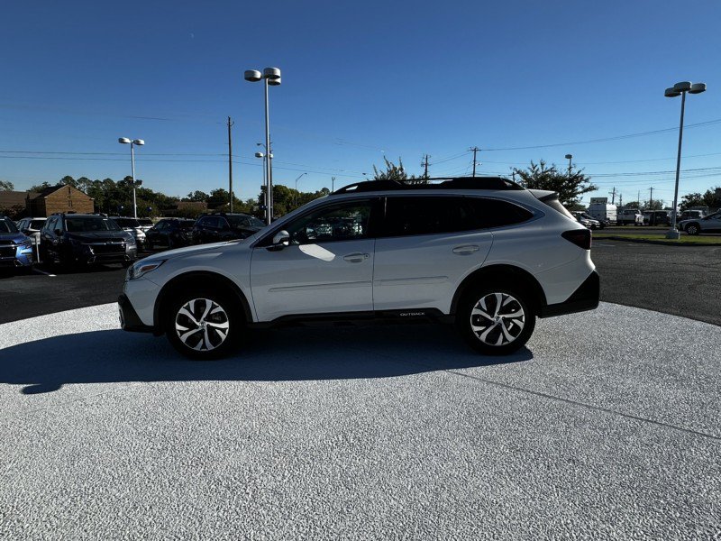 Certified 2021 Subaru Outback Limited AWD/4WD image 4