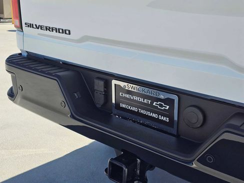 New 2026 Chevrolet Silverado 2500 LTZ w/ LTZ Plus Package AWD/4WD image 13