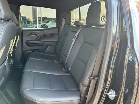 Used 2024 GMC Canyon Elevation w/ Elevation Premium Package AWD/4WD image 13