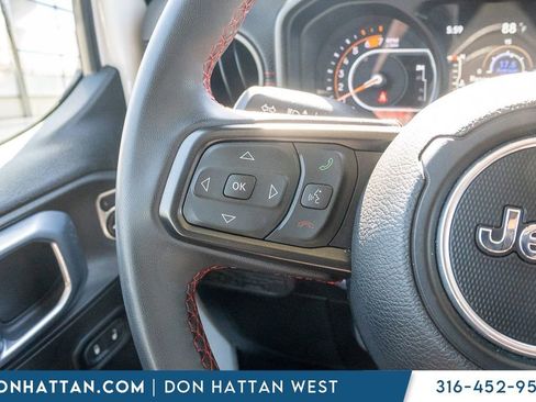 Used 2024 Jeep Wrangler Unlimited Rubicon AWD/4WD image 13