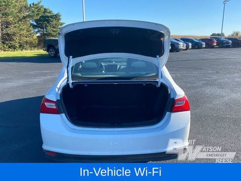 Used 2016 Chevrolet Malibu LT image 14
