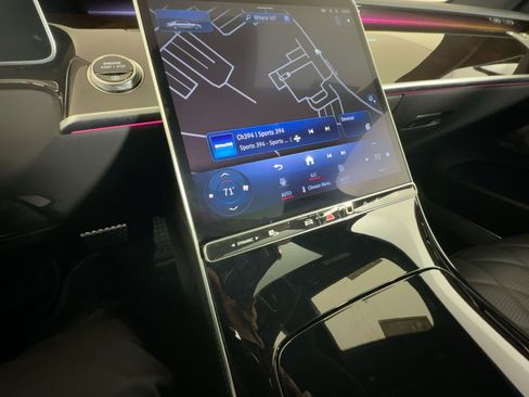 Used 2025 Mercedes-Benz S 580 4MATIC Sedan image 24