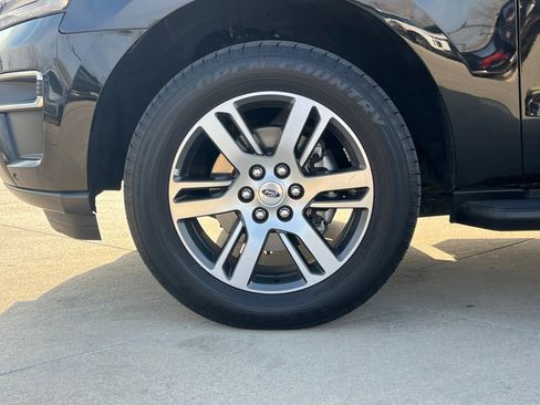 Used 2024 Ford Expedition Max Limited image 8