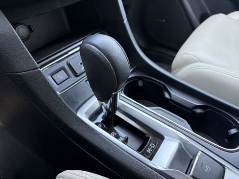 Used 2023 Subaru Ascent Limited w/ Technology Package image 21