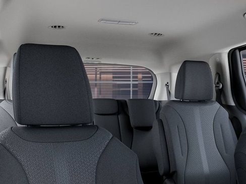 New 2026 Kia Carnival LX FWD image 27