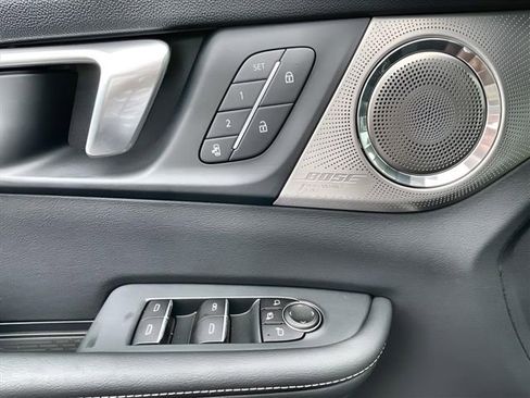 New 2025 Buick Enclave Avenir w/ Super Cruise Package image 24