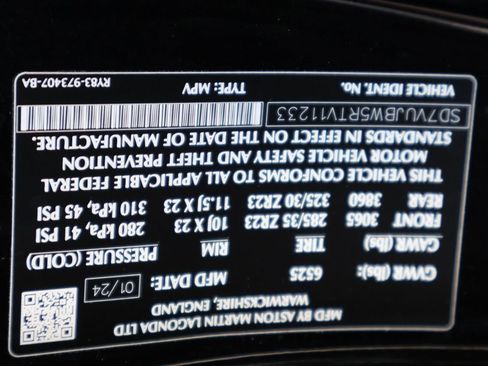 Used 2024 Aston Martin DBX 707 image 32