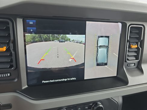 Used 2023 Ford Bronco Badlands AWD/4WD image 22