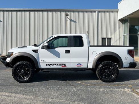 Used 2010 Ford F150 Raptor image 4